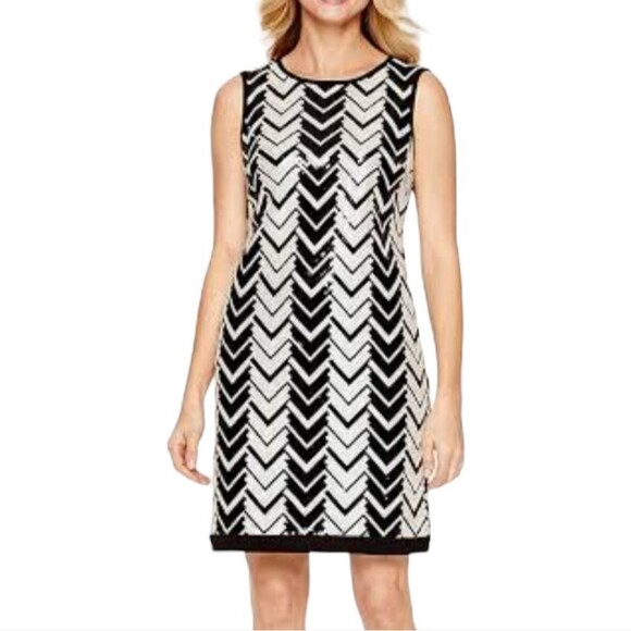 Sd collection by Sandra Darren Size 4P Sleeveless Sequin Party Dress - Picture 1 of 16
